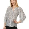 Vince Camuto Raglan Sleeve Button Down Blouse | Shirts & Tops -Shoe Trend Shop 81sASHtYoWL. AC SR736920